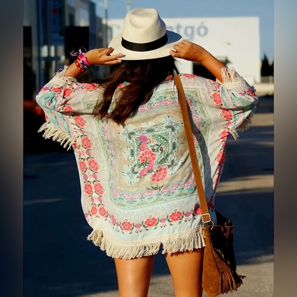 Tops - Floral Print Fringe Hem Beach Cover Up Kimono